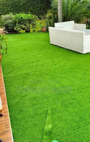 Kid Friendly, Parent Approved Kids Play Area Radiant Green Grass