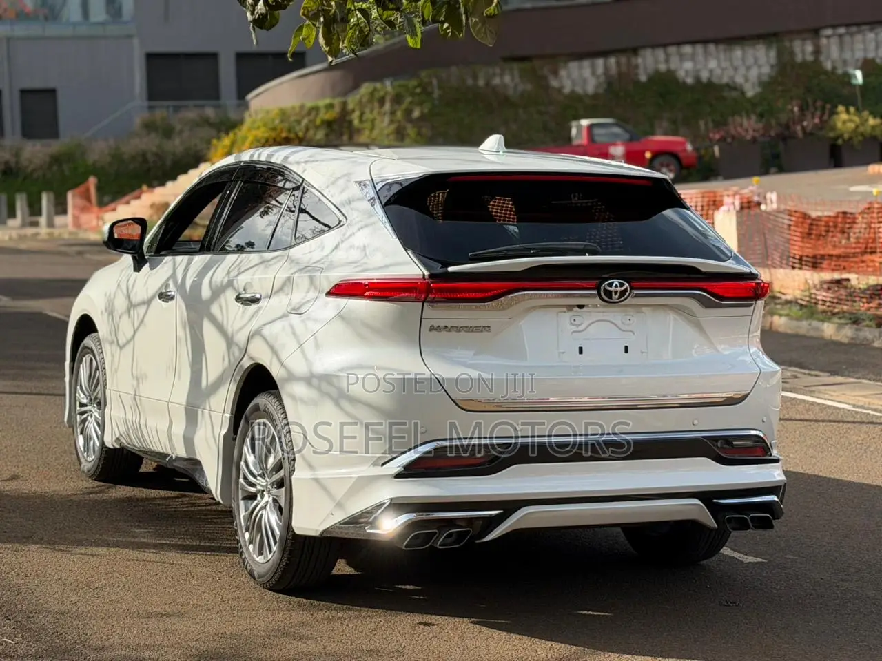 Toyota Harrier 2.0 2020 White