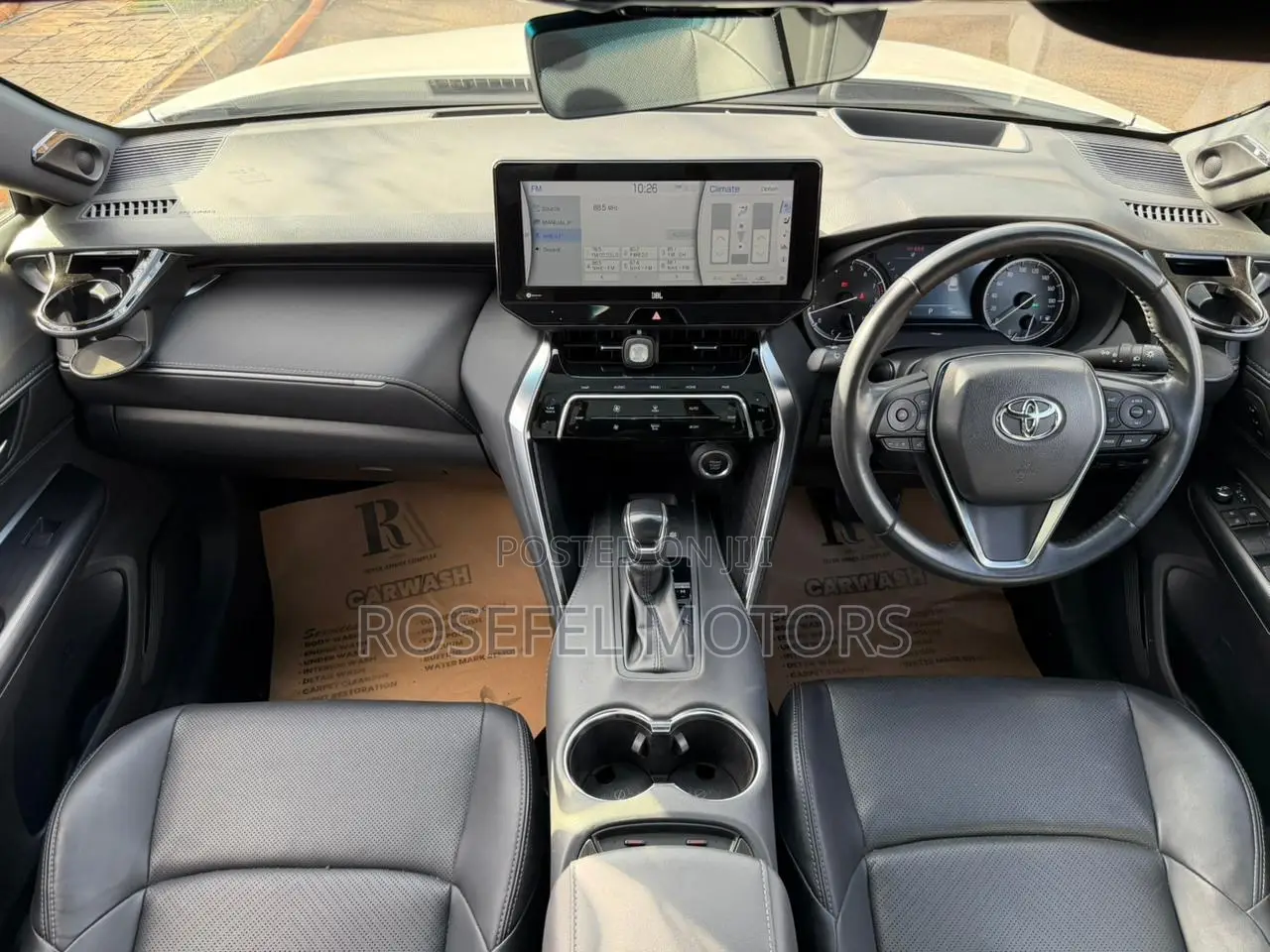 Toyota Harrier 2.0 2020 White