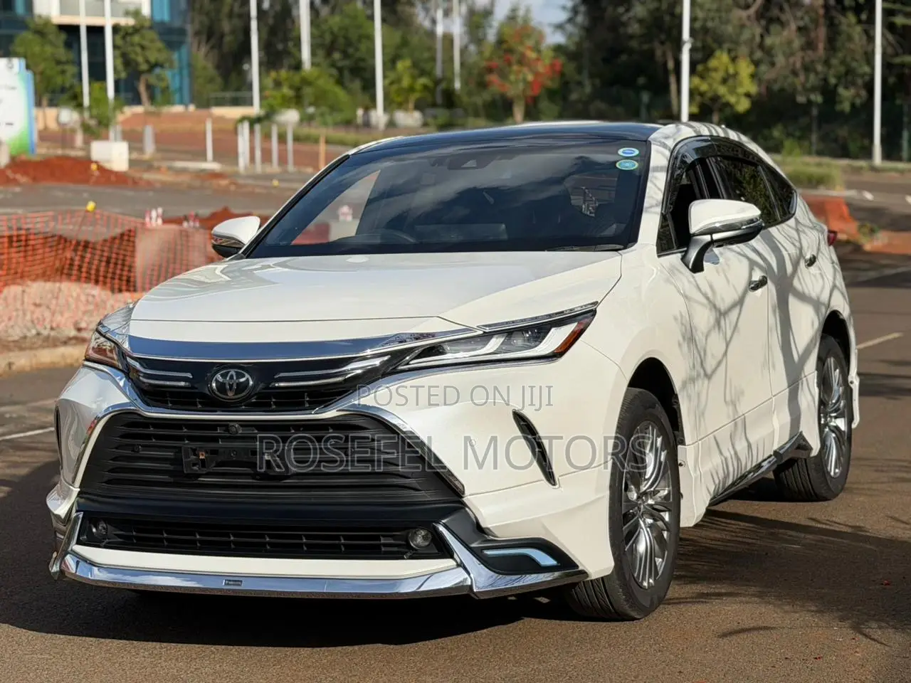 Toyota Harrier 2.0 2020 White