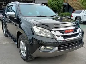 Isuzu MU-X 3.0 Ddi VGS 2015 Black