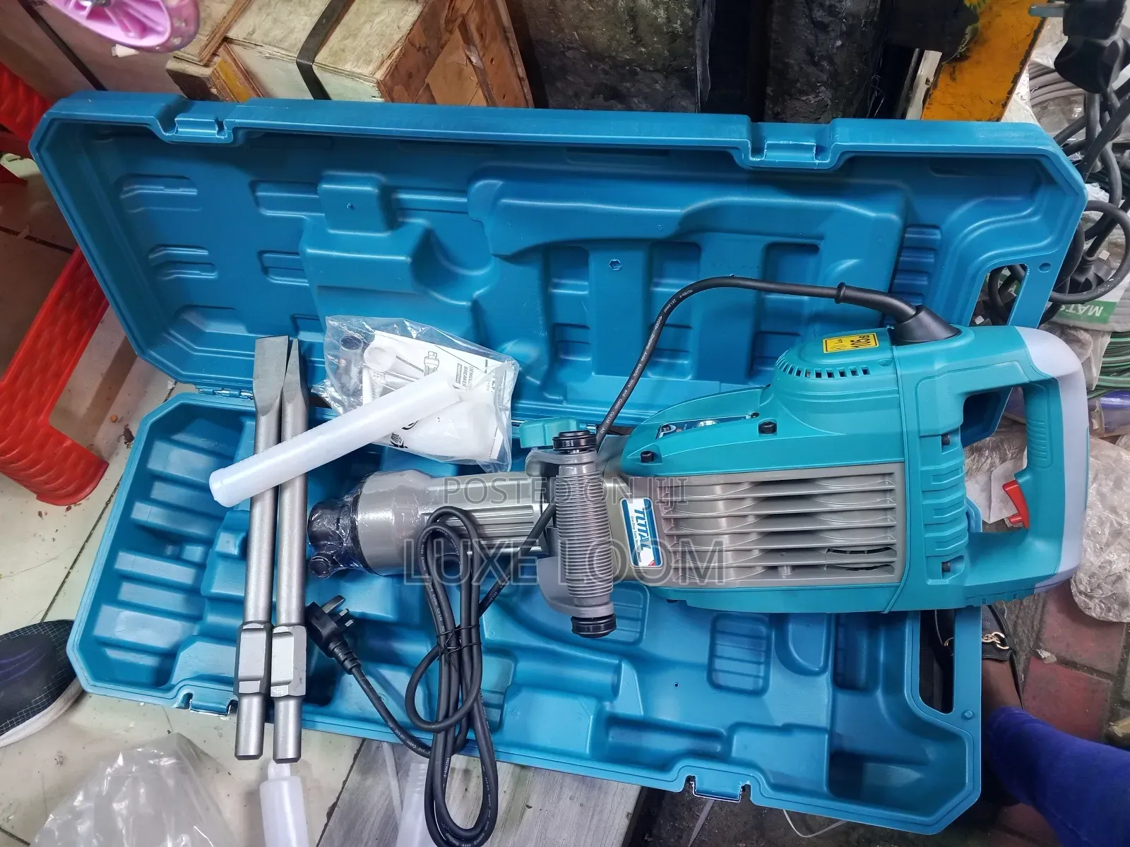 Total Demolisher Hammer Drill/ Demolition Breaker 1700watts