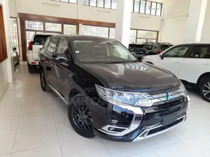 Mitsubishi Outlander 2.0 PHEV AWD 2018 Black