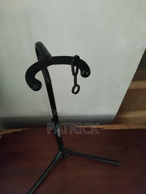 Saxophone Stand