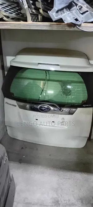 Toyota Ractis 2014 Boot High Roof