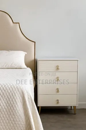 4 Drawer Wooden Bedside Cabinet