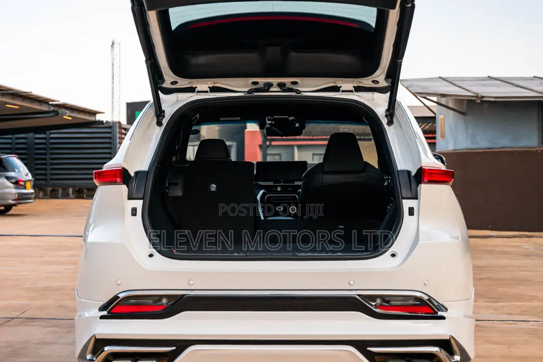 Toyota Harrier 2020 White