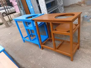 Kitchen Table. 6 Kg Gas Top Framed