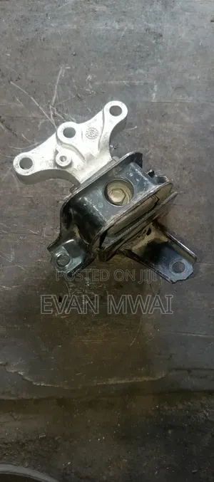 Suzuki Alto Engine Mounting