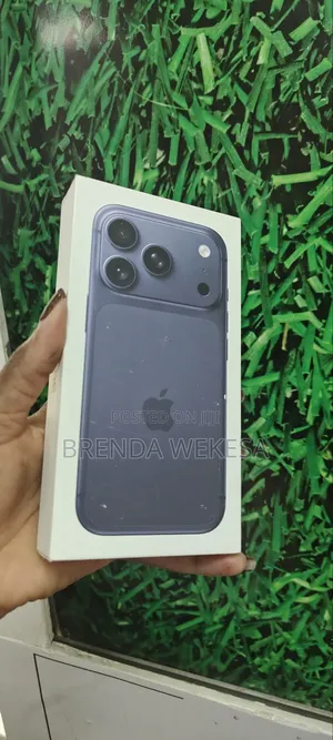 New Apple iPhone 17 Pro 256 GB Blue