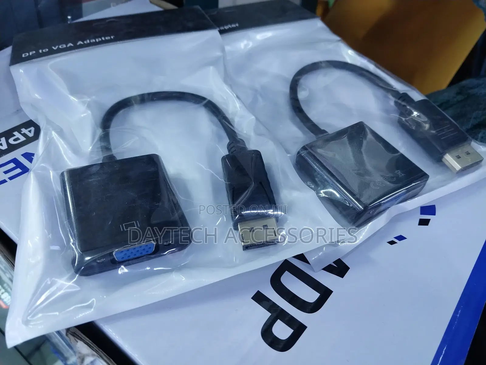 Display Port Male to Vga Cable Adaptor Plug Play.