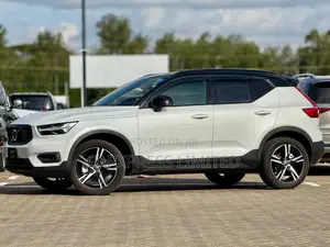Volvo XC40 2018 White