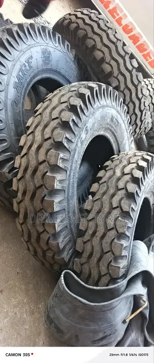 750 R16 M. R. F Tyre Made in India Nylon