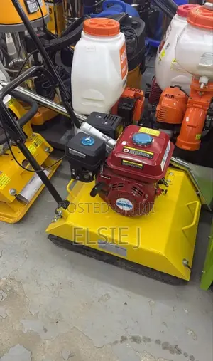 Aico Heavy-Duty Vibratory Plate Compactor – Petrol Powered