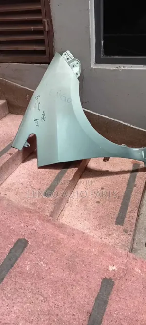 Toyota Ractis 2014 Front Wings