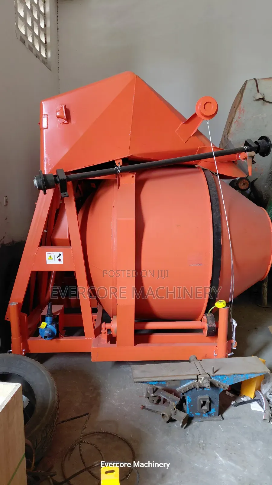 Rdcm350 Electric Self-Loading Concrete Mixer Machine.