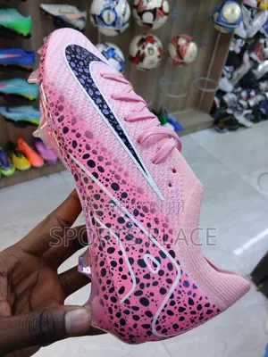 Pink Air Zoom Safari Pack — Football Boots