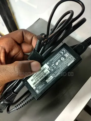 Toshiba 45 Watts Original Laptop Adapter