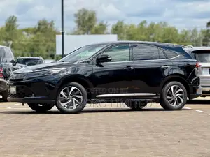 Toyota Harrier 2.0 2019 Black