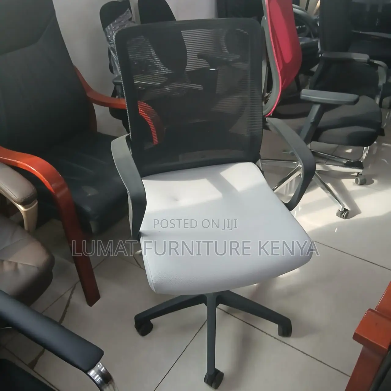 Modern Captain Mesh Staff Office Seat