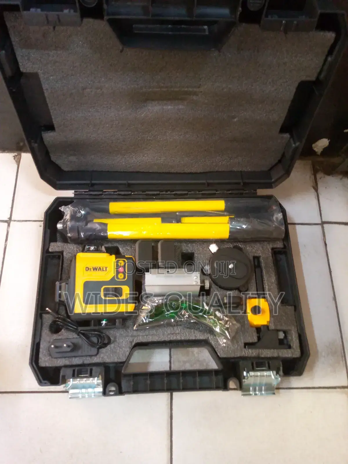 Dewalt Laser Level Machine