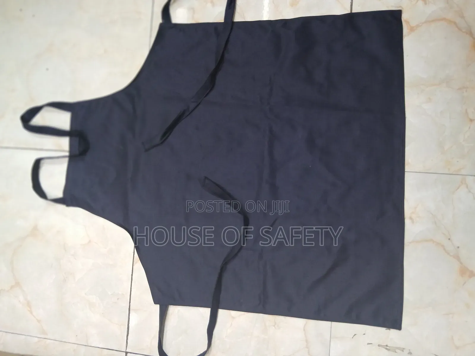 Ddurable Material Aprons