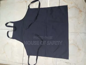 Ddurable Material Aprons