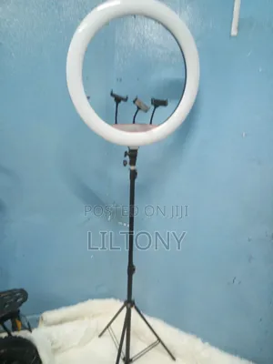 21" Inch Ringlight With 2m Heavy Tripod