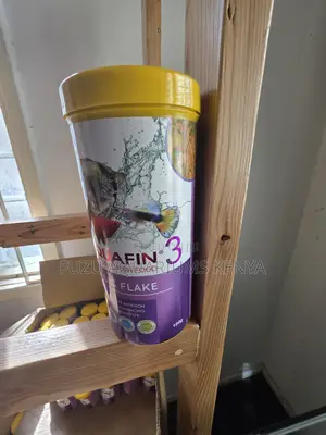 Megamix Natural Fish Flakes — Balanced Diet for Every Aquarium Tank