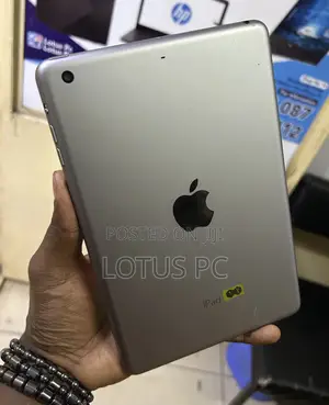 Apple iPad mini 3 16 GB Gray