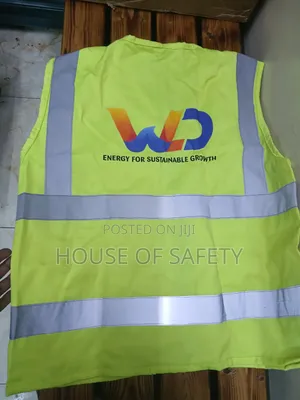 Multiple Pockets Luminous Green Tailored Locally Reflectors