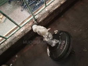 Brake Booster and Master Cylinder Toyota Vit New Model