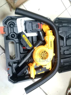 Dewalt Electric Cordless Blower for Cleaning