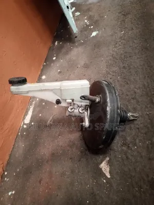 Brake Booster and Master Cylinder Nissan Dualis