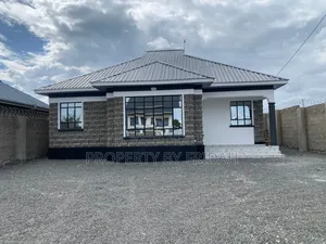 3bdrm Bungalow in Kitengela for sale