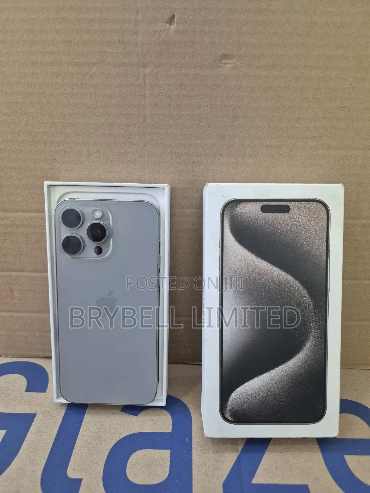 Apple iPhone 15 Pro Max 256 GB Gray