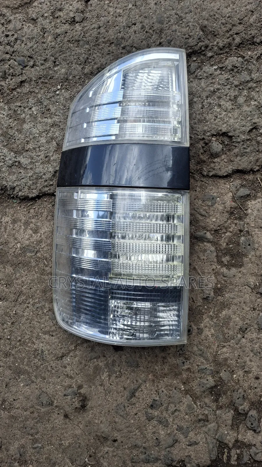 Voxy 2005 Taillight