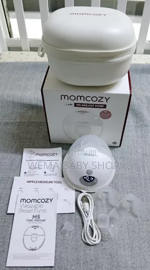 Momcozy M5 Single Wearable Breast Pump.