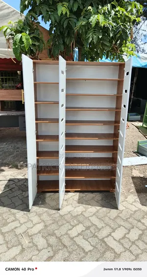 Modern Wooden Shoe Rack With Doors 4 Fitt Length, 6 Fitt Height