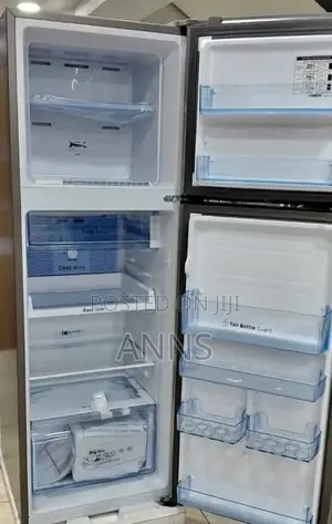 Samsung 253 Litres No- Frost Double Door Refrigerator (With Grey Body)
