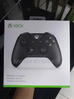 Microsoft Xbox Wireless Controller for Xbox One X | S – Carbon Black
