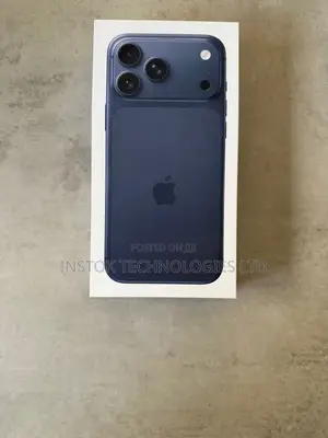 New Apple iPhone 17 Pro Max 256 GB Blue