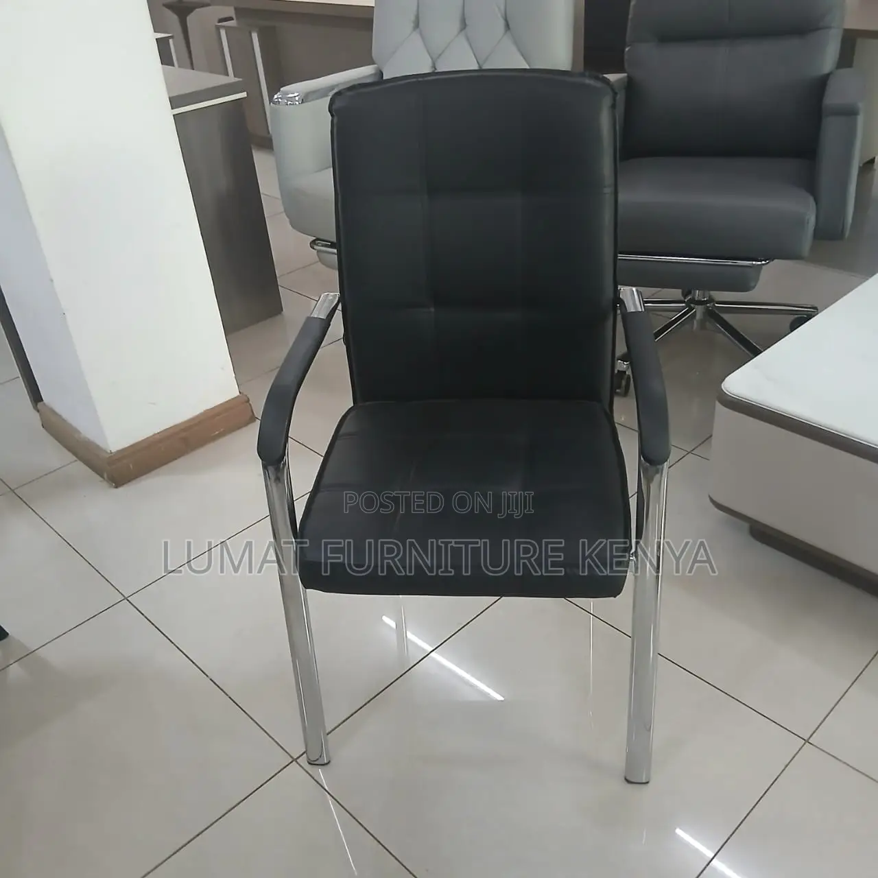 Mid Back Executive Conference Seat