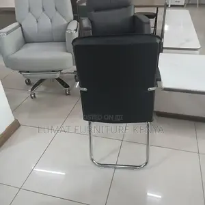 Mid Back Executive Conference Seat