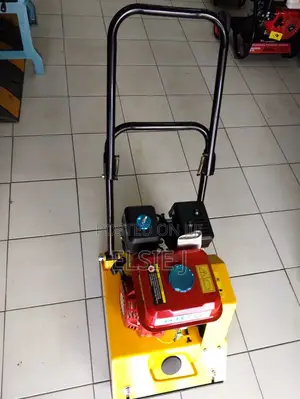 Heavy-Duty Vibratory Plate Compactor – Petrol Powered