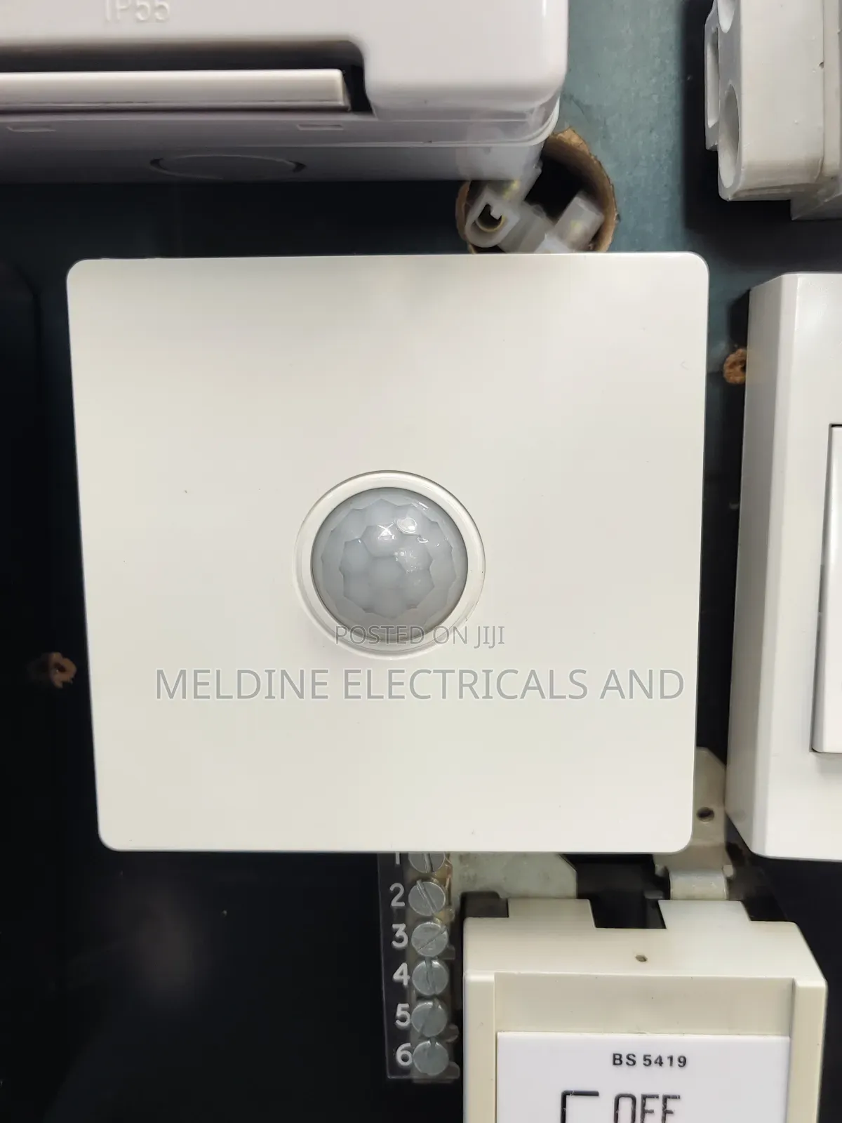 Surface Mounted Sensor Switch