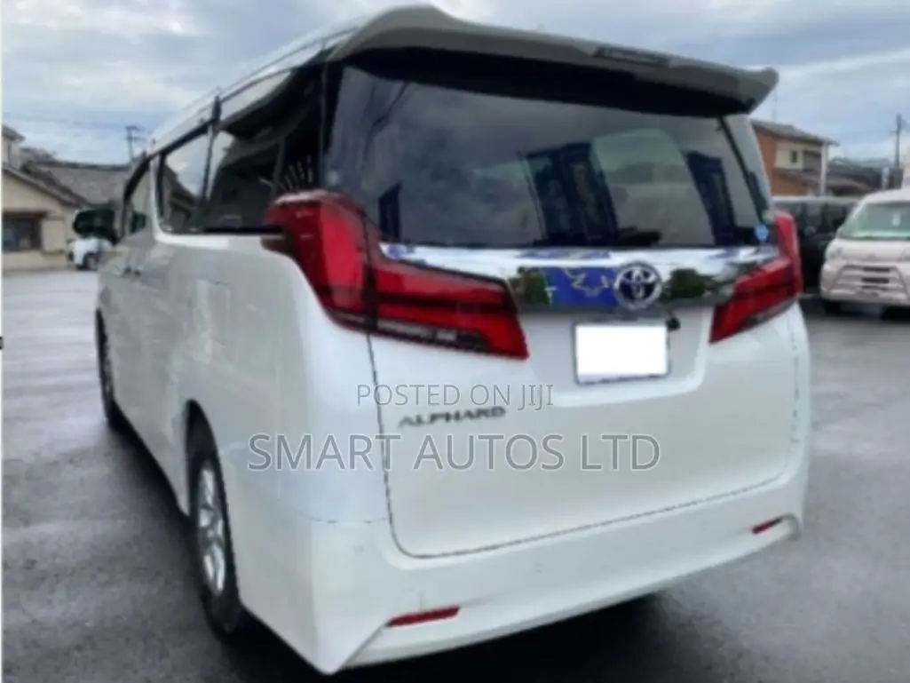 Toyota Alphard 2018 Pearl