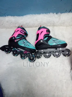 High Quality Adult Skating Shoes Size 42_45