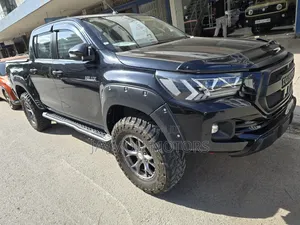 Toyota Hilux 2019 Black