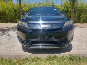 Toyota Harrier 2.0 2014 Matt Black